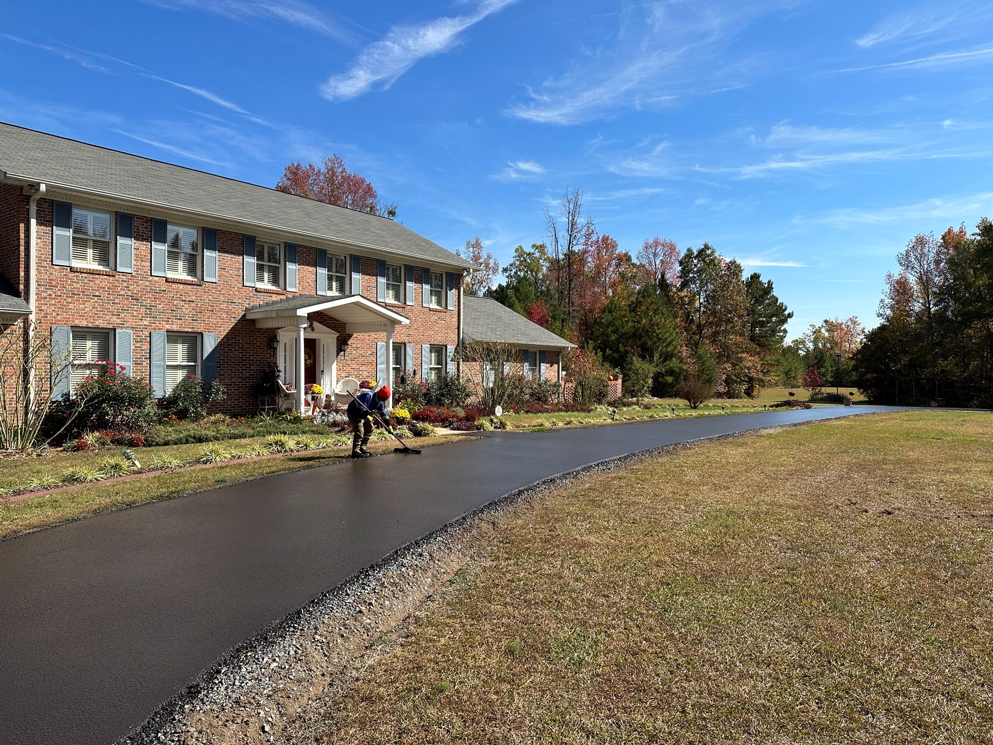 Sealcoating a residential driveway